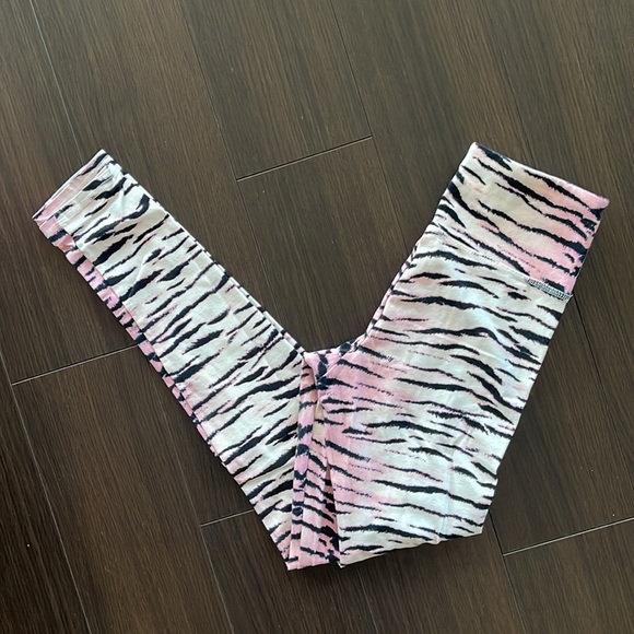 Forever 21 leggings - Picture 3 of 4